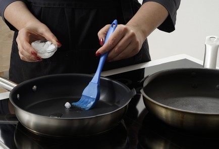 Фото шага рецепта Блины без муки с кедровыми орешками 153225 шаг 8  