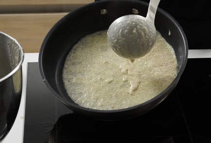 Фото шага рецепта Блины без муки с кедровыми орешками 153225 шаг 9  