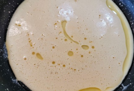 Фото шага рецепта Блины без муки 174148 шаг 7  