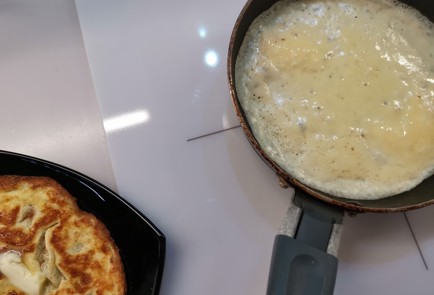 Фото шага рецепта Блины без муки 191411 шаг 9