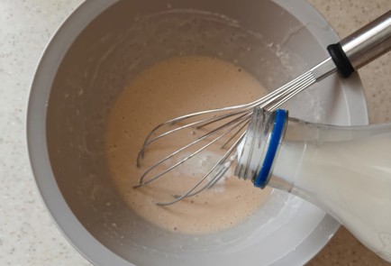 Фото шага рецепта Блины классические 175707 шаг 5  