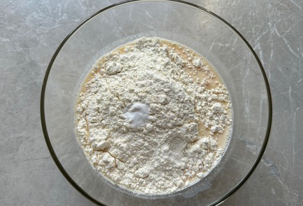 Фото шага рецепта Блины на дрожжах 176018 шаг 6  