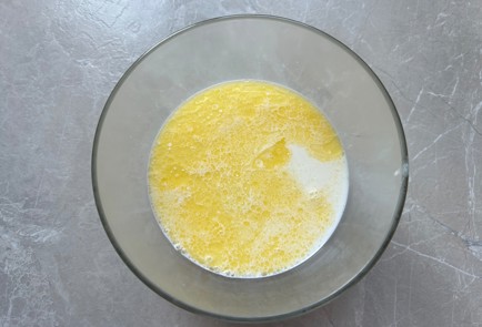 Фото шага рецепта Блины на кислом молоке 189774 шаг 6  