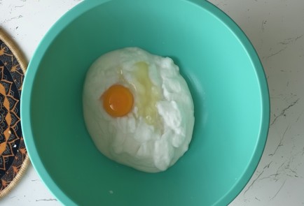 Фото шага рецепта Минипанкейки на шпажках с нутеллой и клубникой 191291 шаг 3