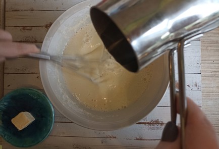 Фото шага рецепта Блины на сыворотке 190934 шаг 8