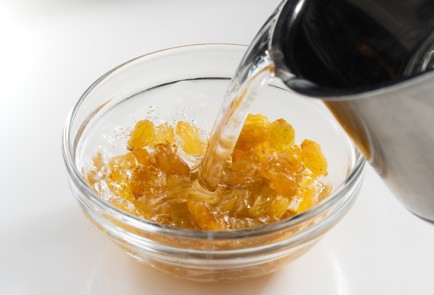 Фото шага рецепта Блины с творогом 140602 шаг 7  