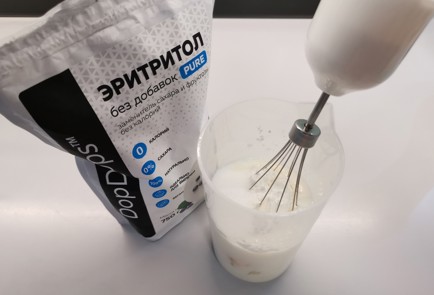 Фото шага рецепта Блины с колбасой и сыром 175592 шаг 4  