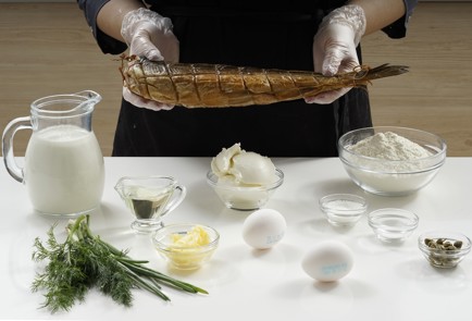 Фото шага рецепта Блины с копченой рыбой 153236 шаг 1  