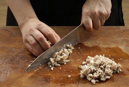 Фото шага рецепта Блины с курицей и грибами 152856 шаг 7