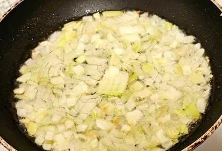 Фото шага рецепта Блины с мясом 189009 шаг 2  