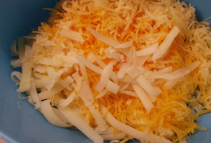 Фото шага рецепта Блины с сыром и зеленью 175594 шаг 10  