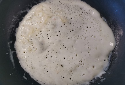 Фото шага рецепта Блины с сыром и зеленью 175594 шаг 6  