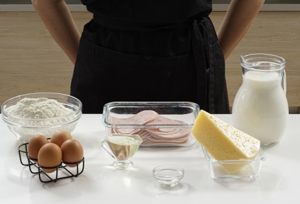 Фото шага рецепта Блины с ветчиной и сыром 153244 шаг 1  