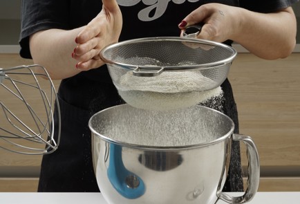 Фото шага рецепта Блины с ветчиной и сыром 153244 шаг 3  