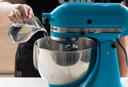 Фото шага рецепта Блины с яблочным конфитюром 140600 шаг 2  