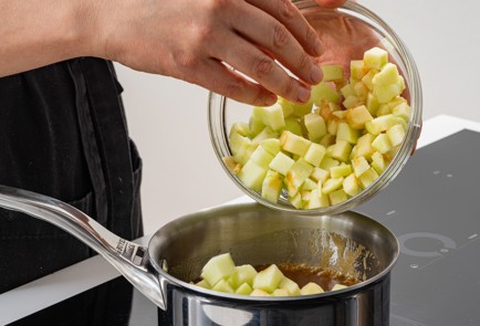 Фото шага рецепта Блины с яблоком и карамелью 175571 шаг 10  