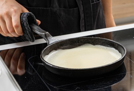 Фото шага рецепта Блины с яблоком и карамелью 175571 шаг 12  