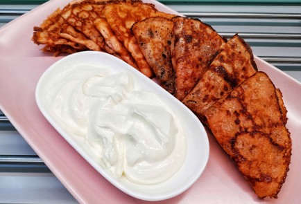 Фото шага рецепта Блины со свекольным соком 175540 шаг 11  