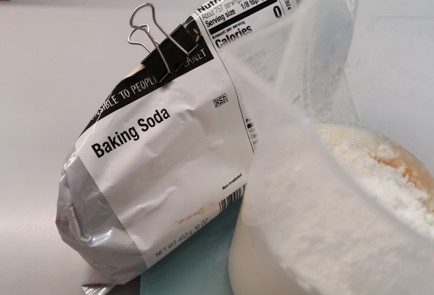 Фото шага рецепта Блины со свекольным соком 175540 шаг 4  