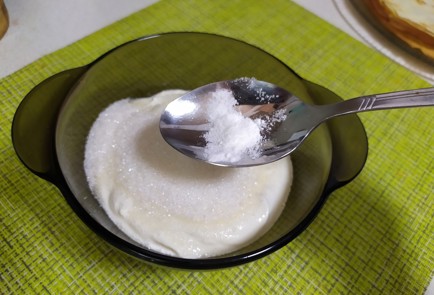 Фото шага рецепта Блины в сметанной заливке 189742 шаг 5  