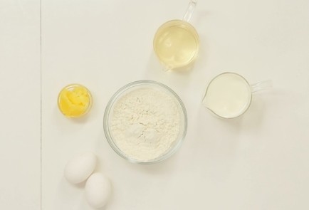 Фото шага рецепта Блины 126248 шаг 1  