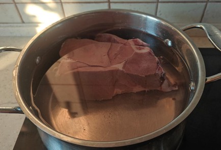 Фото шага рецепта Борщ из лосятины 189369 шаг 1  