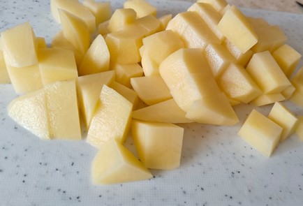 Фото шага рецепта Борщ на курином бульоне 190503 шаг 7  