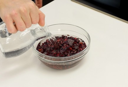 Фото шага рецепта Борщ с фасолью 126163 шаг 1  