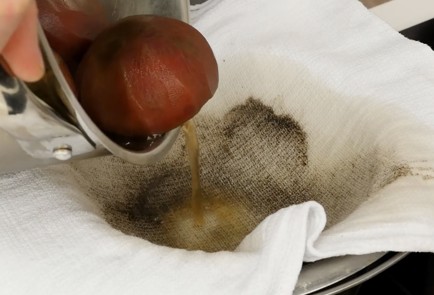 Фото шага рецепта Борщ с фасолью 126163 шаг 2  