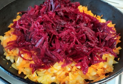 Фото шага рецепта Борщ с фасолью 189385 шаг 4  