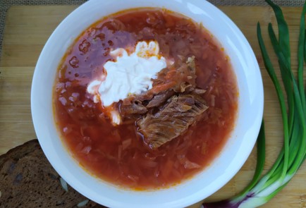 Фото шага рецепта Борщ с говяжьим ребром и молодой капустой 188978 шаг 10  