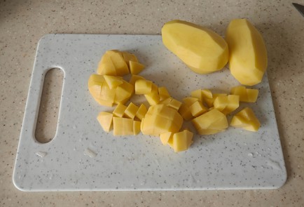 Фото шага рецепта Борщ с молодой капустой и домашним томатным соком 186378 шаг 10  