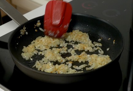 Фото шага рецепта Домашний борщ 150984 шаг 4  