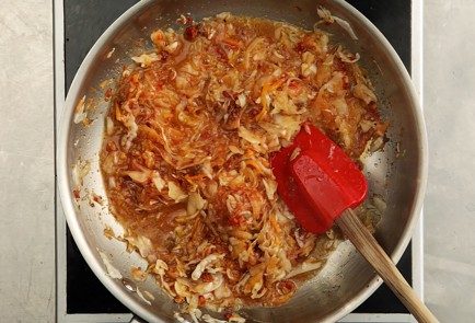 Фото шага рецепта Борщ с карасями 51602 шаг 3  