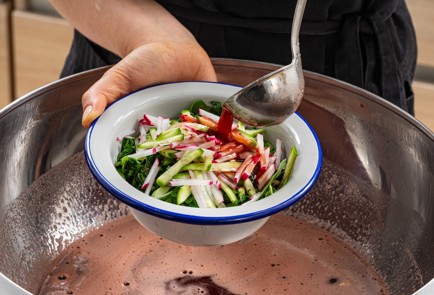 Фото шага рецепта Ботвинья из крапивы 186373 шаг 8  