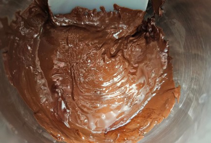 Фото шага рецепта Брауни с брусникой и миндалем 176030 шаг 1  