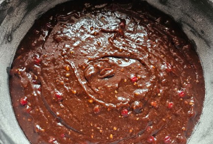 Фото шага рецепта Брауни с брусникой и миндалем 176030 шаг 10  