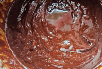 Фото шага рецепта Брауни с брусникой и миндалем 176030 шаг 4  