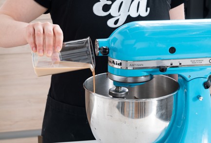 Фото шага рецепта Брауни с ирландским ликером 138638 шаг 2  