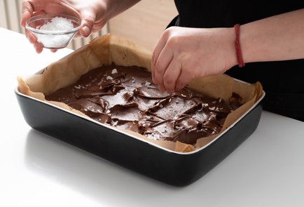 Фото шага рецепта Брауни с ирландским ликером 138638 шаг 6  