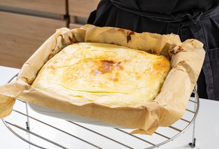 Фото шага рецепта Брауни с шоколадом и творожным сыром 186499 шаг 10  