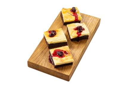 Фото шага рецепта Брауни с шоколадом и творожным сыром 186499 шаг 11  