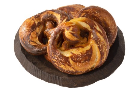 Фото шага рецепта Брецели 140001 шаг 10  