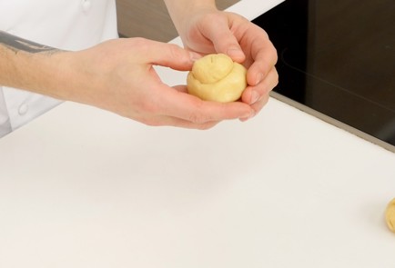 Фото шага рецепта Бриошь 125030 шаг 5  