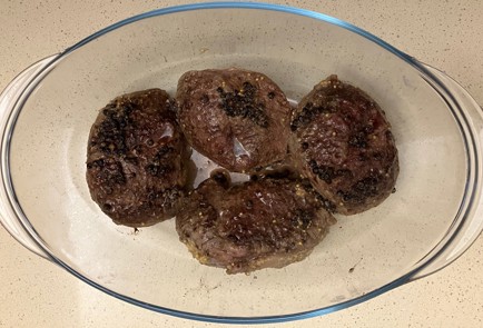 Фото шага рецепта Брискет из говядины с перцем паприкой и горчицей в духовке 175610 шаг 9  