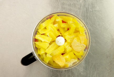 Фото шага рецепта Бриуаты с курицей черносливом и орехами 54070 шаг 5