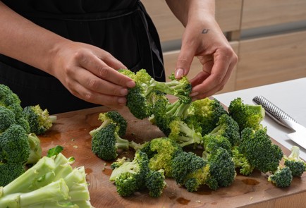 Фото шага рецепта Брокколи кимчи 174486 шаг 2