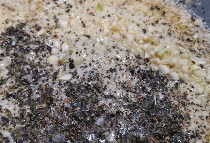 Фото шага рецепта Брокколи в сливочносырном соусе 152333 шаг 5