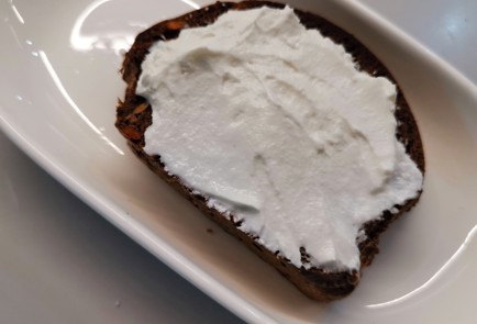 Фото шага рецепта Брускетта пофранцузски 174922 шаг 7  