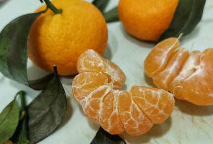 Фото шага рецепта Брускетта с мандарином 175210 шаг 5  